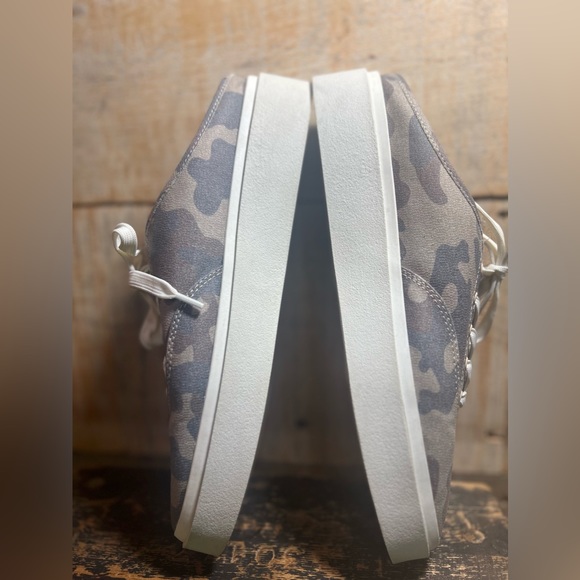 Dolce Vita Clear Slip On Camo Sneakers - Picture 4 of 10